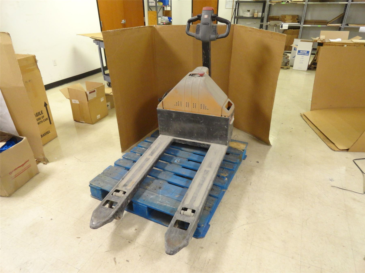 Big Joe E-30; Powered Pallet Jack; Needds Battery (65Ah) 3000LBScap