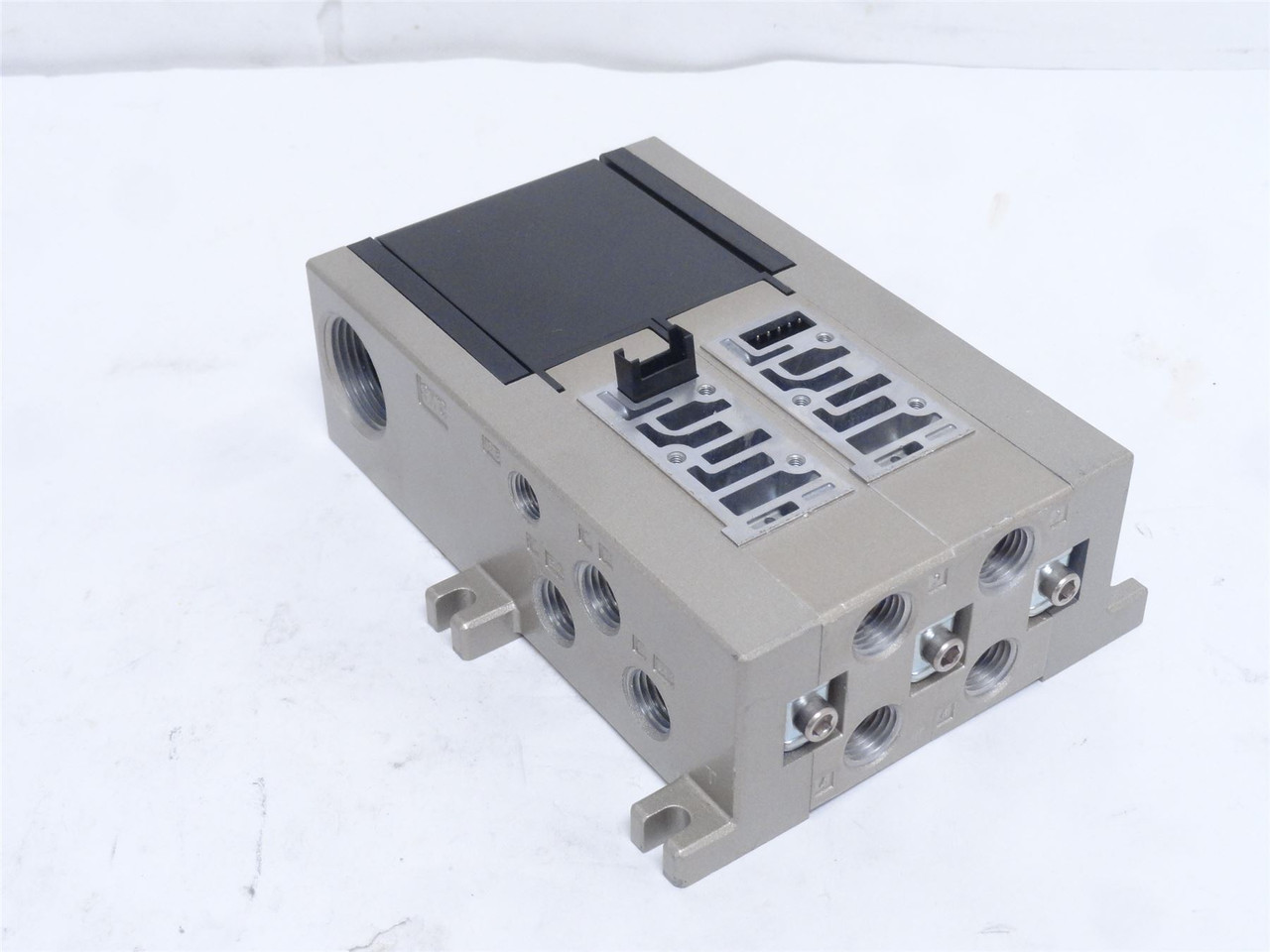 SMC VV5FS2-01T1-021-02T; Manifold Assy W/Terminal Block