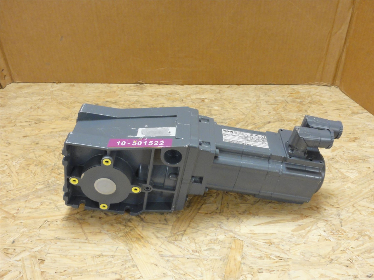 Lenze MCS09D41-RSOBO; Gearmotor; 1kW; 320VAC; 4050RPM; 3PH