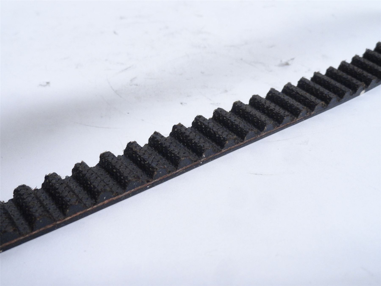 Continental STD-712-S8M-CXP; Gear Belt; 26" Long x 1/2" Wide