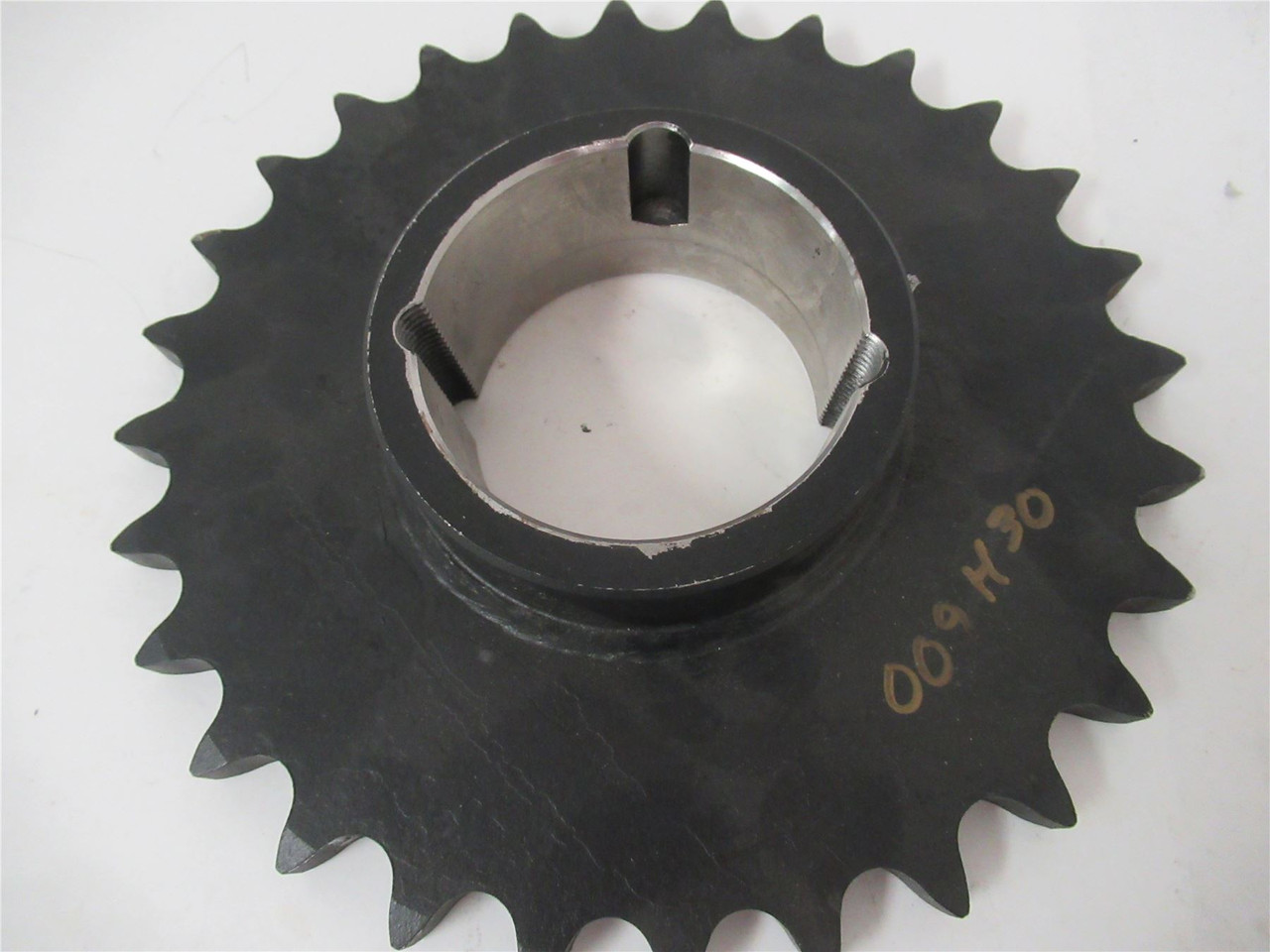 Martin 80BTB28-2517; Bushed Sprocket #80 28 Teeth