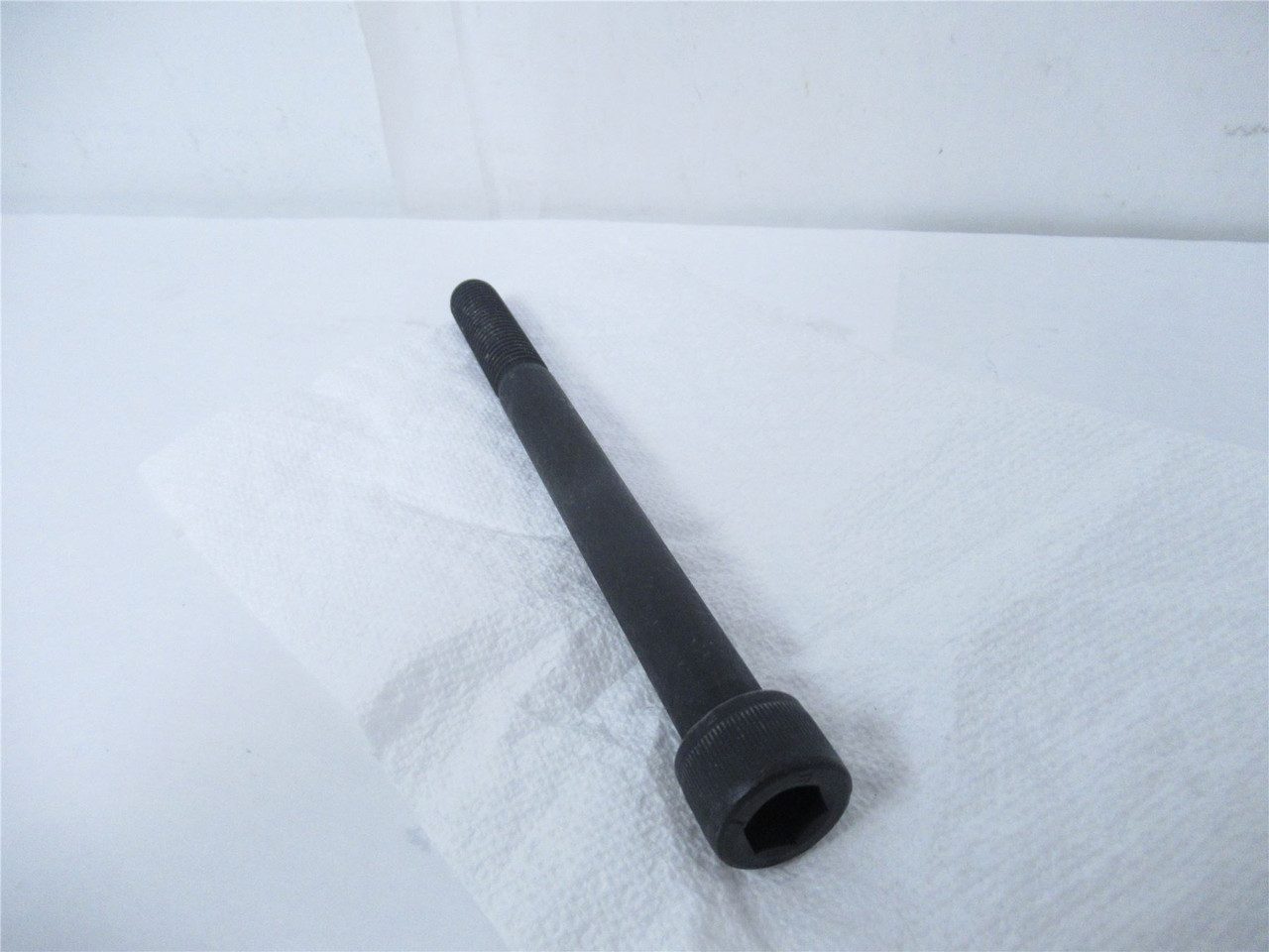 Crown 60020048; Screw for Stand Up Lift 8"