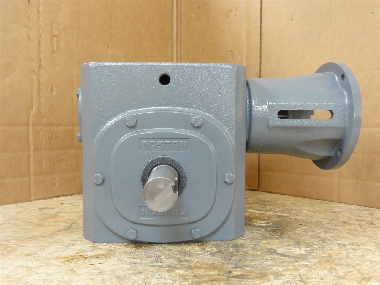 Boston Gear RF732-30E-B7-G; Speed Reducer; 30:1 Ratio; RA