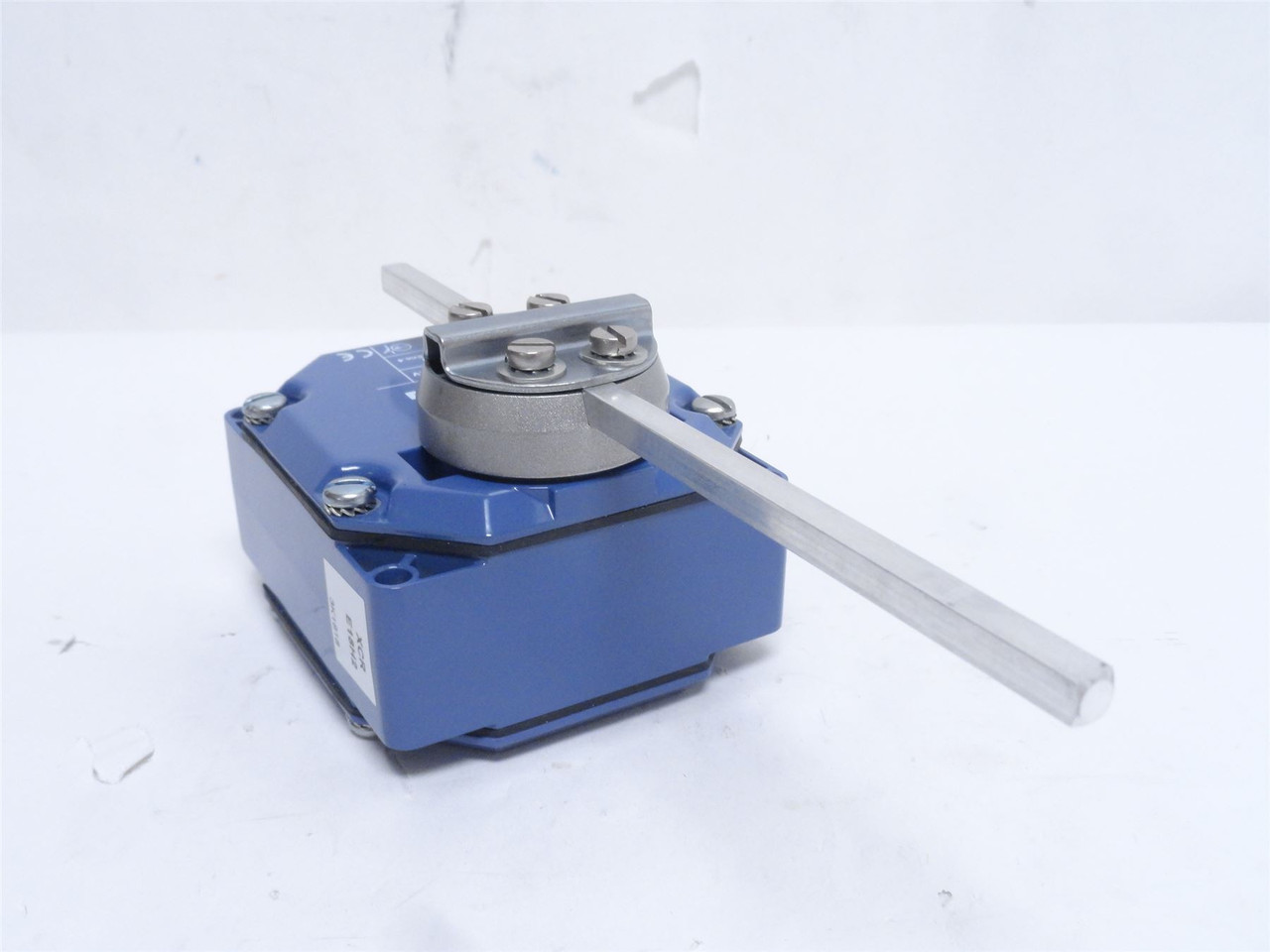 Telemecanique XCR-E18H2; Limit Switch; 3A; 240VAC