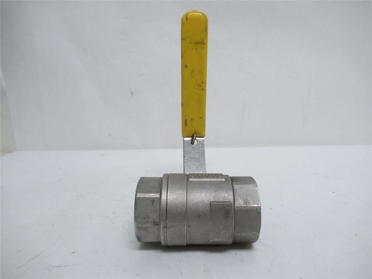 Jamflow YK5210-1-1/2; Ball Valve SS; 1-1/2NPT; Spring Return Handle