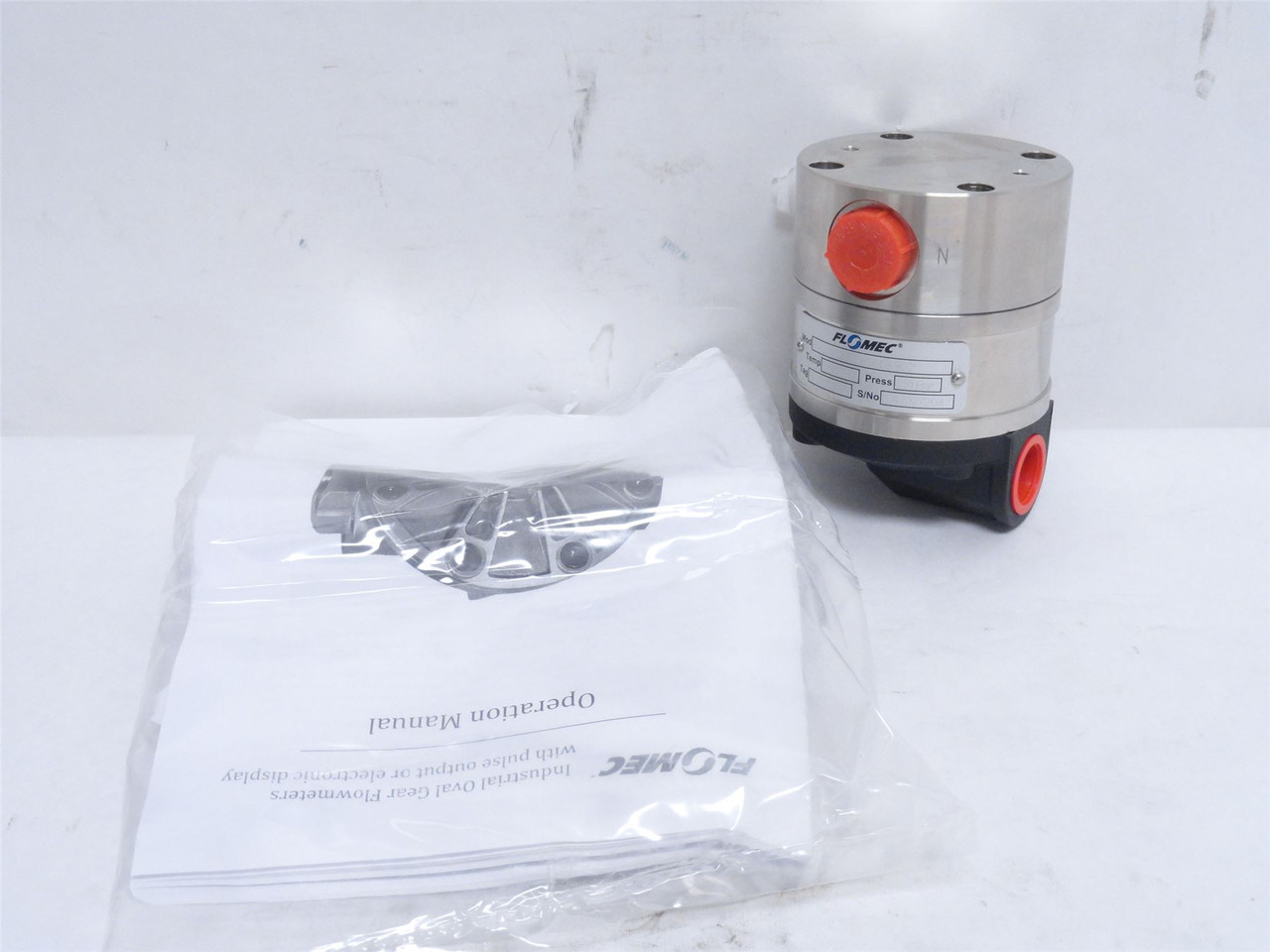 Flomec OM008S003-822; Electronic Flowmeter; SS; 3/8NPT