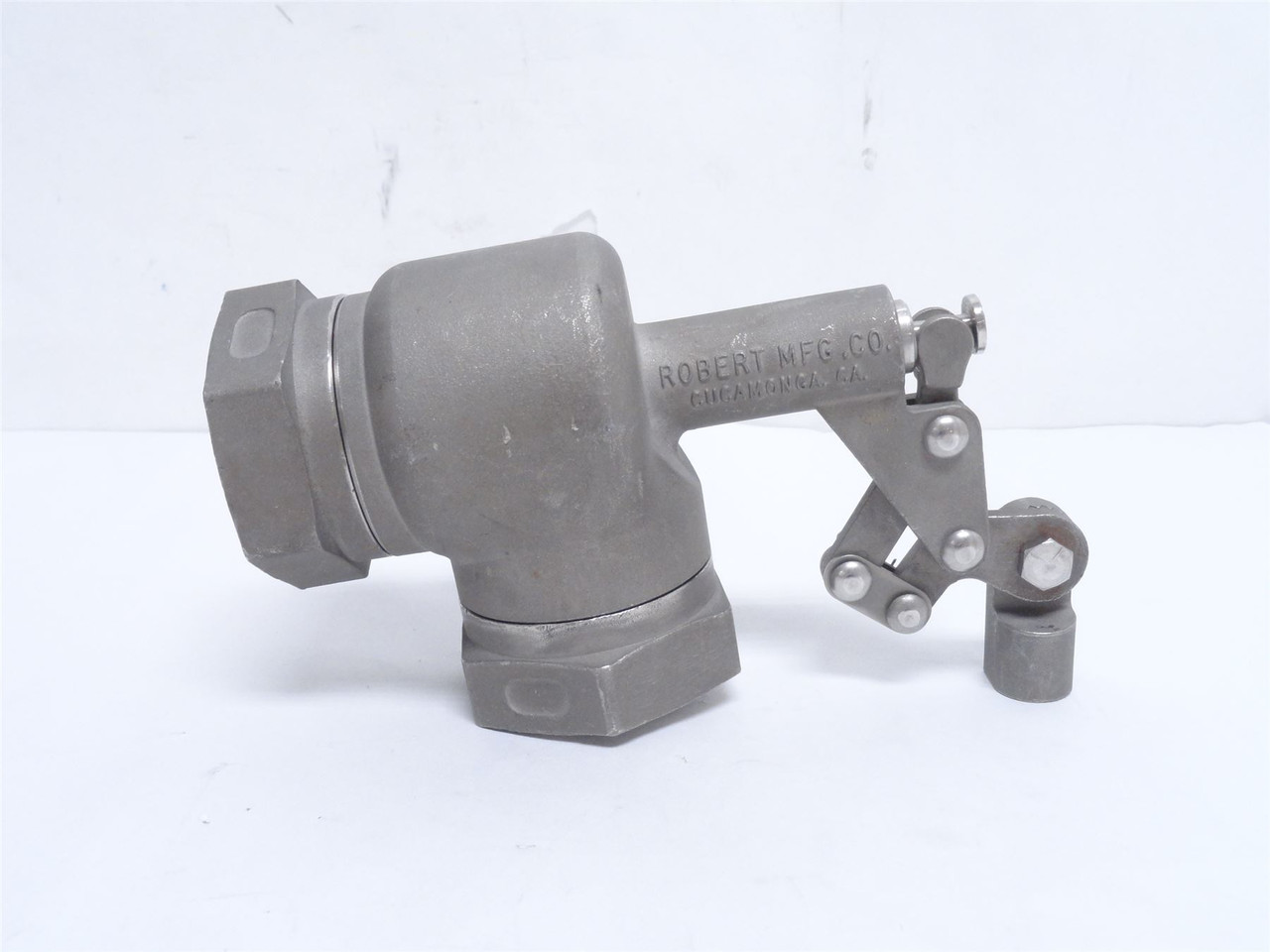 Robert MFG R13801; BOB Angle Float Valve Body; SS; 1-1/2NPT
