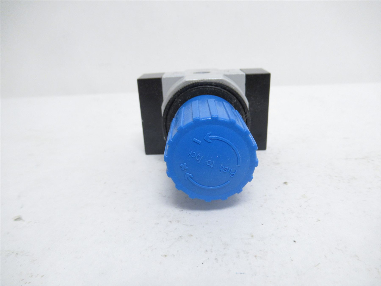 Festo LR-1/8-D-7-I-MINI; Pressure Regulator 192299; 240PSI