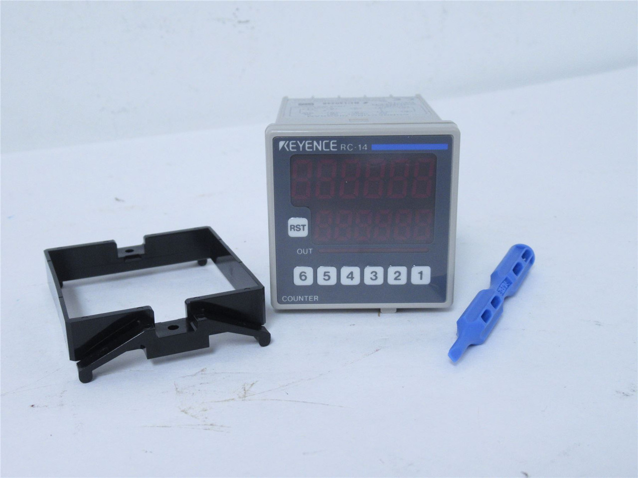 KEYENCE RC-14; Electric Preset Counter; 12-24VDC; 100mA