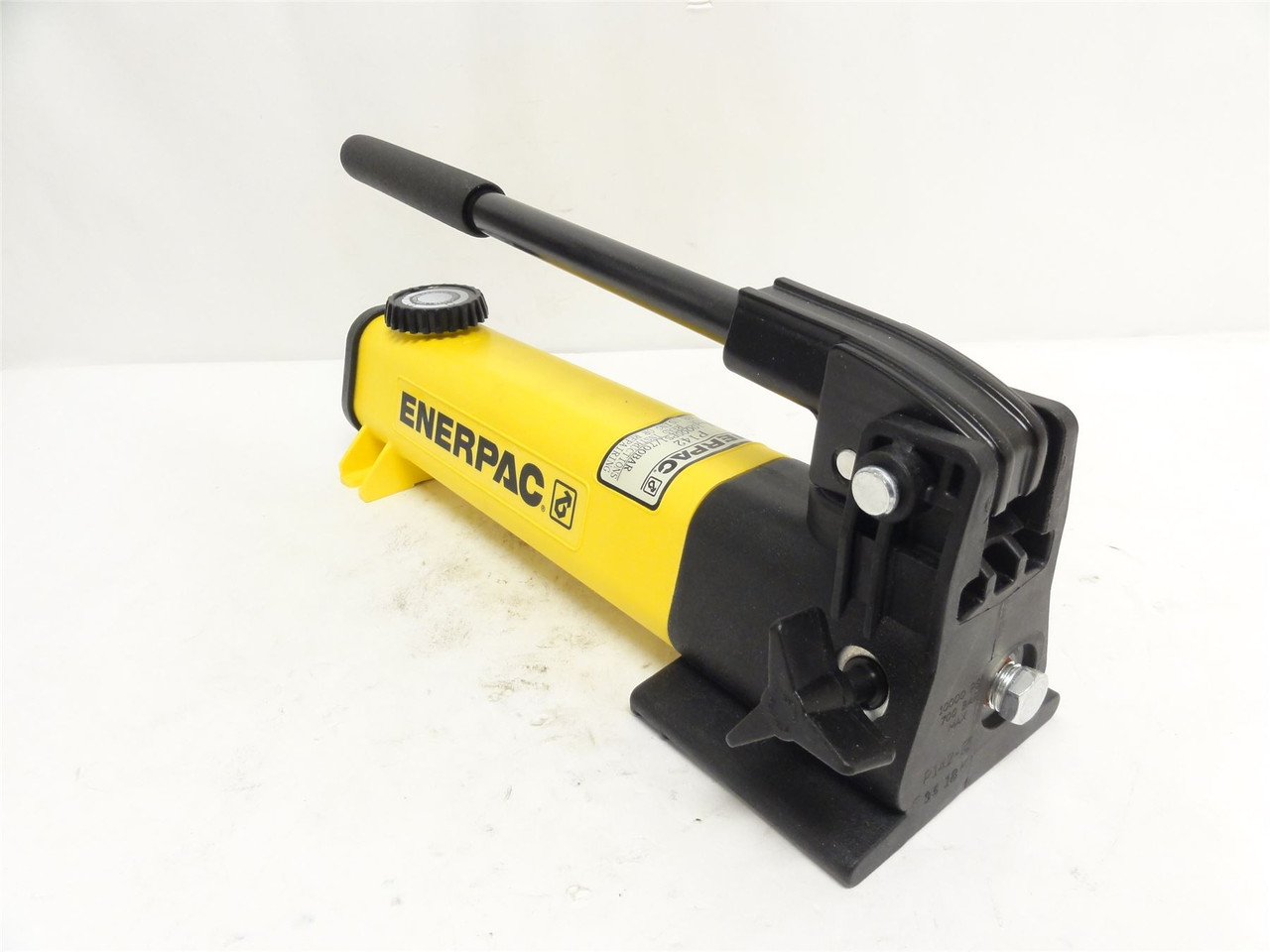 Enerpac P142; Hydraulic Hand Pump; 2-Stage; 10;000PSI; 1/4NPT