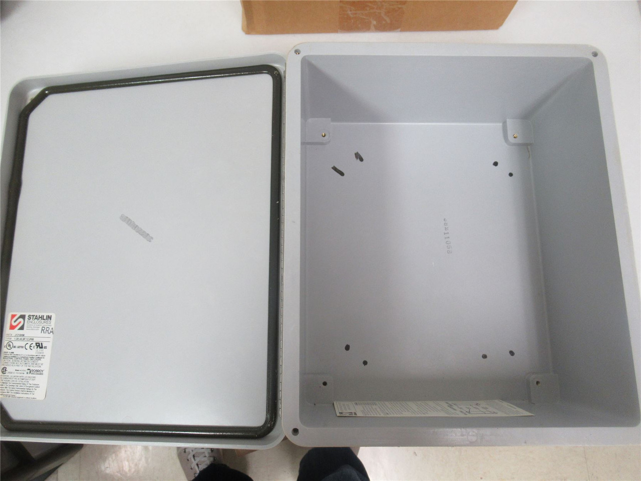 Stahlin J1210HW; Hinged Covered Enclosure 12Hx10Wx5D Inches