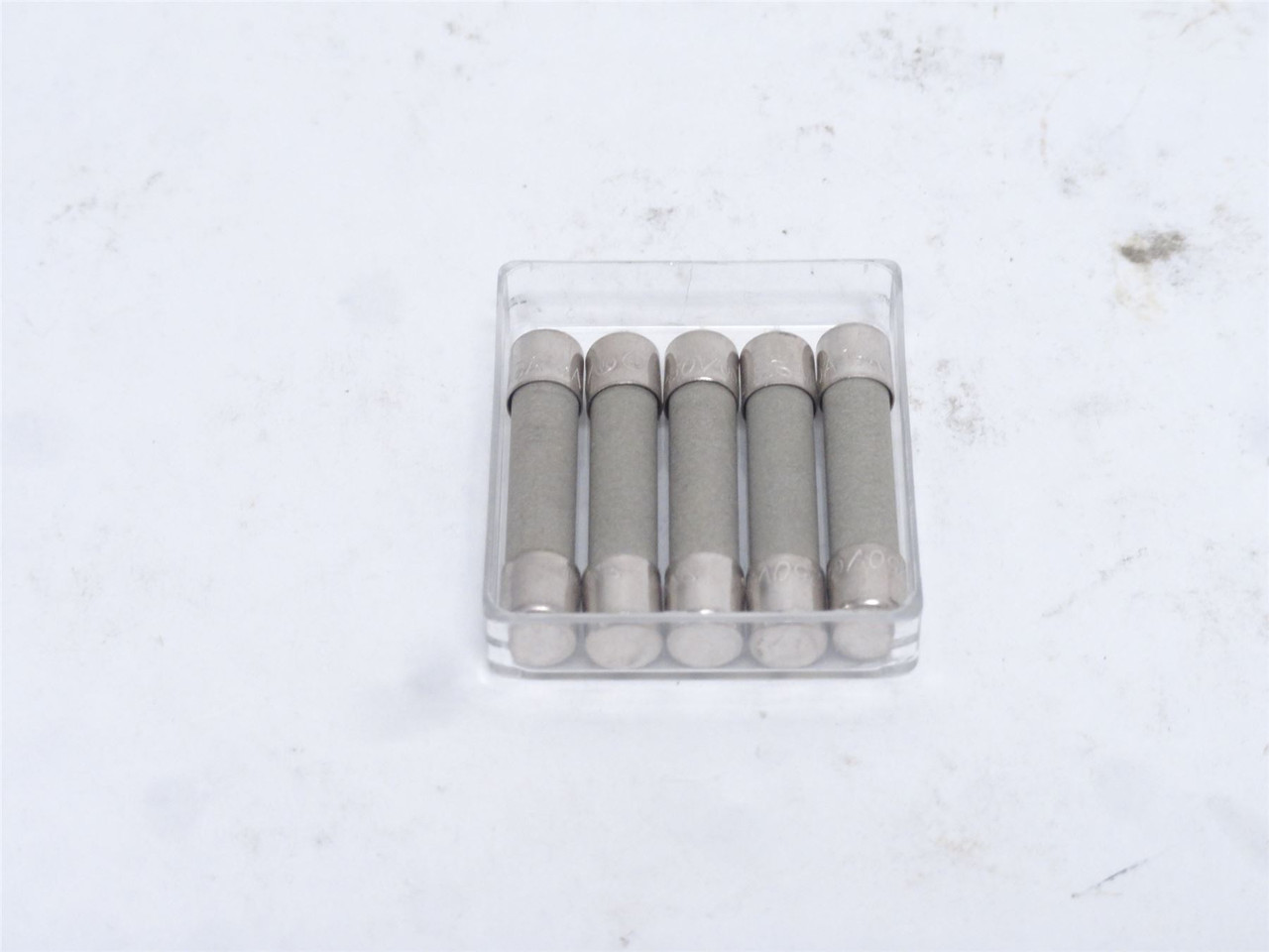 Bussmann MDA-1/2-R; Box-5; Ceramic Fuses 1/2A; 250VAC