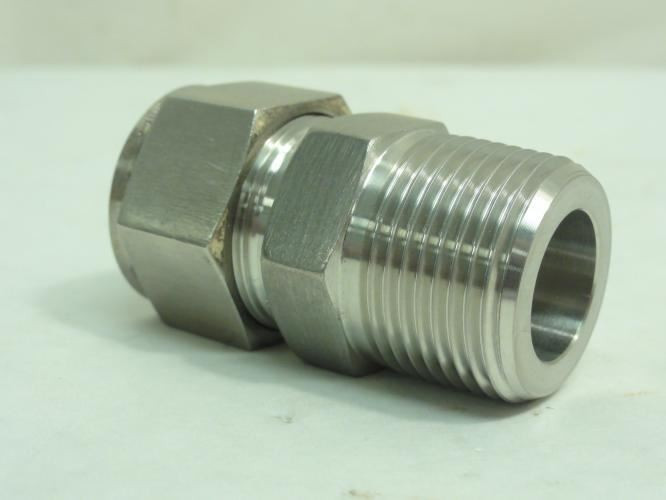 Brennan NS2404-12-12-BT-SS; Tube Fitting; SS-316; 3/4" x 3/4 NPT