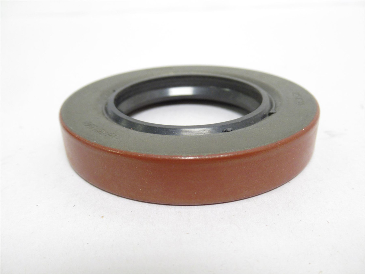 National 470596; Oil Seal 1-11/16"ID x 2-13/16" OD x 0.469" W