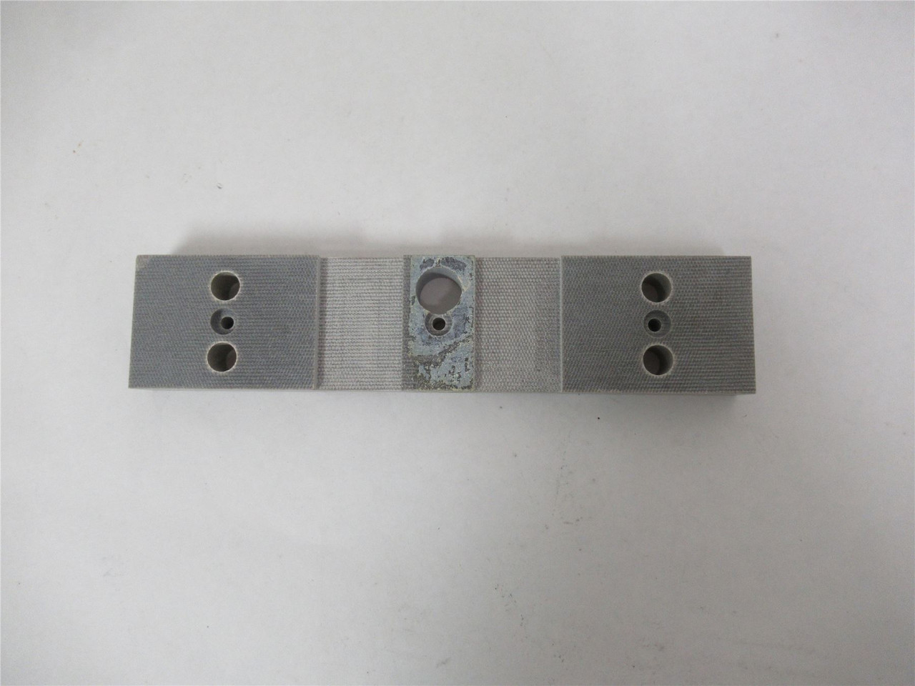 Triangle Package Co A33582; Insulator Jaw Spacer 8.625"