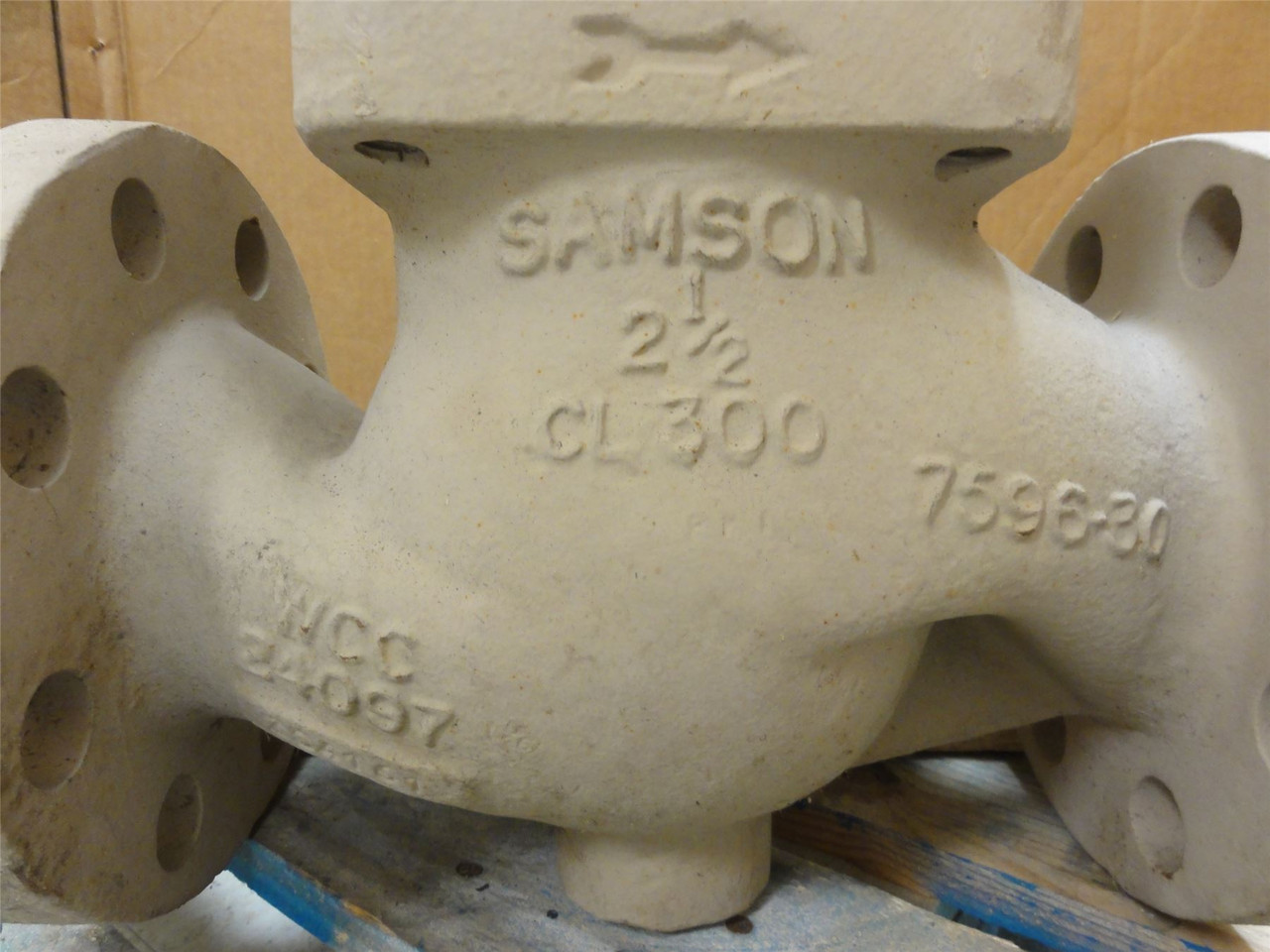 Samson 324107A216WCC; Air Control Globe Valve; 2-1/2"NPS