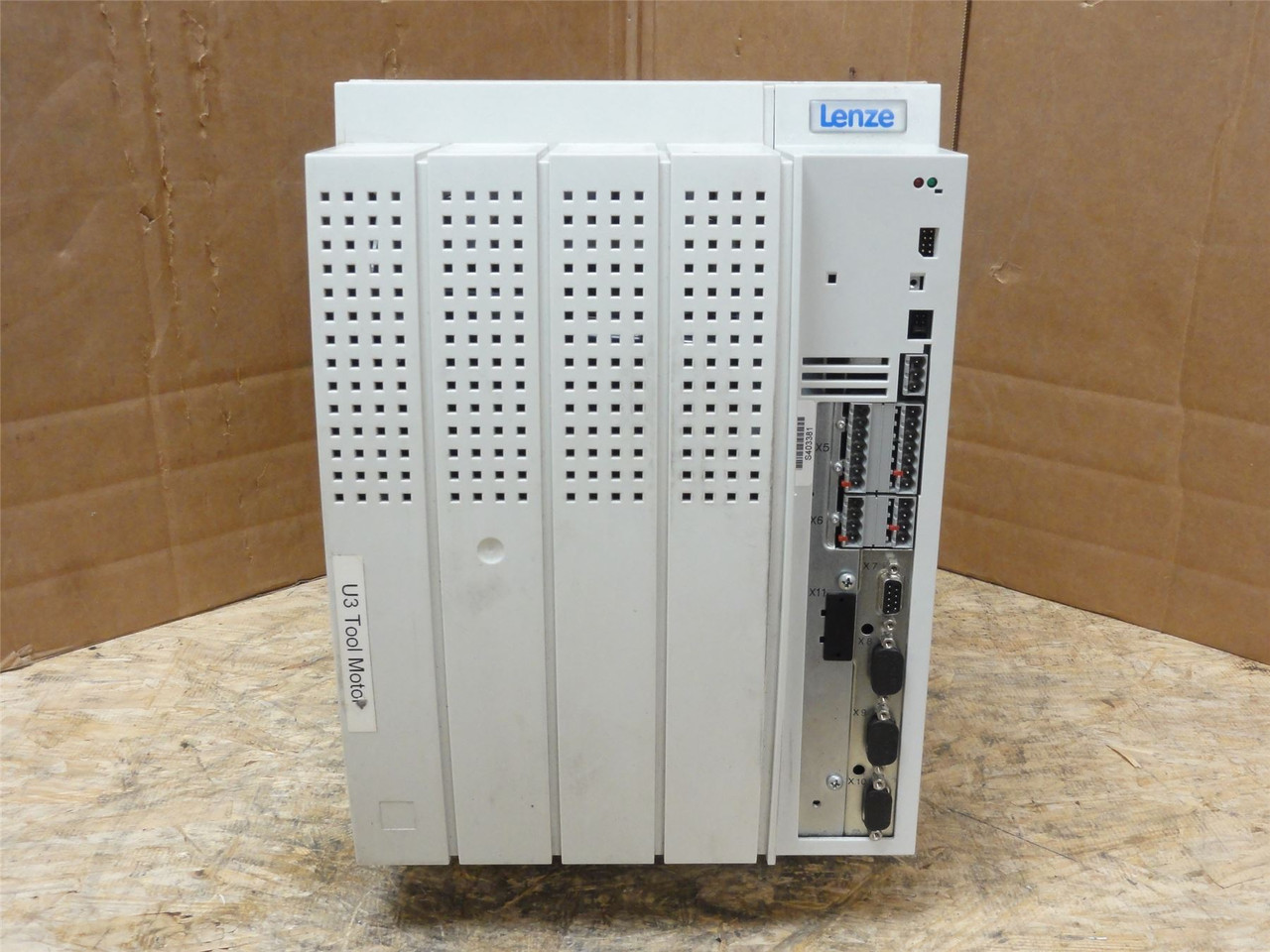 Lenze EVS9327-EP; Servo Controller; In: 3/PEAC; 400/480V
