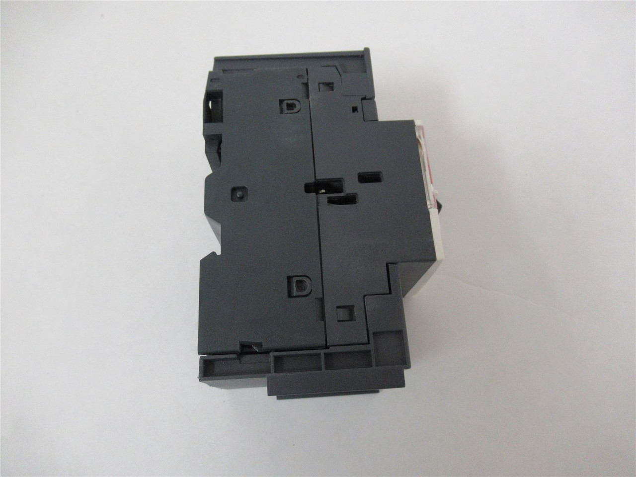 Schneider GV2ME163; Manual Starter TeSys GV2 3P 9-14A
