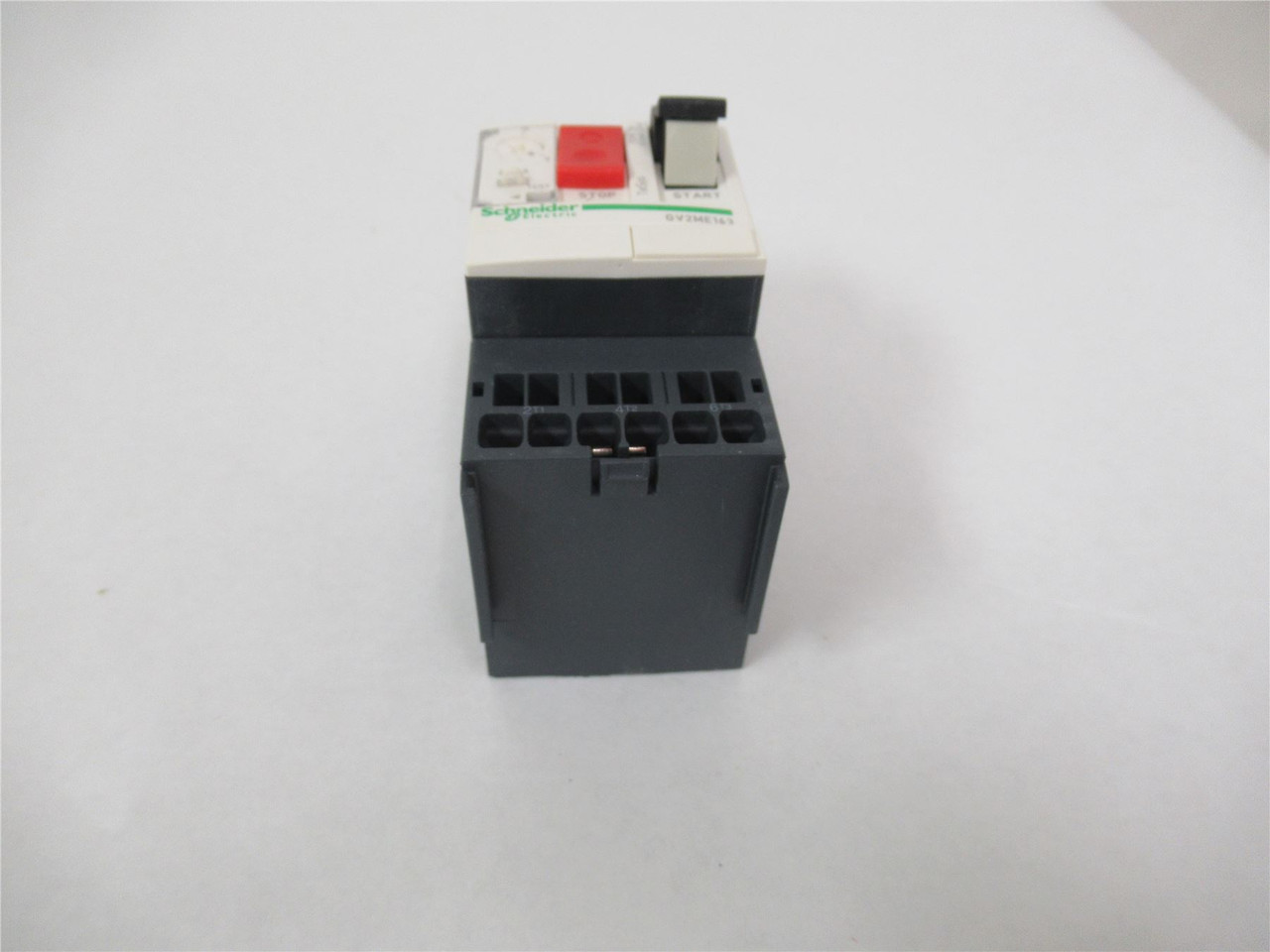 Schneider GV2ME163; Manual Starter TeSys GV2 3P 9-14A