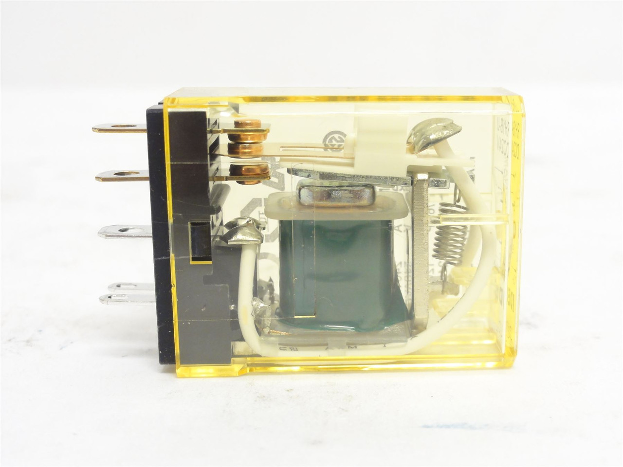IDEC RH1B-UDC24V; Relay; 10A; 240VAC; Coil: 24VDC; 5-Pin