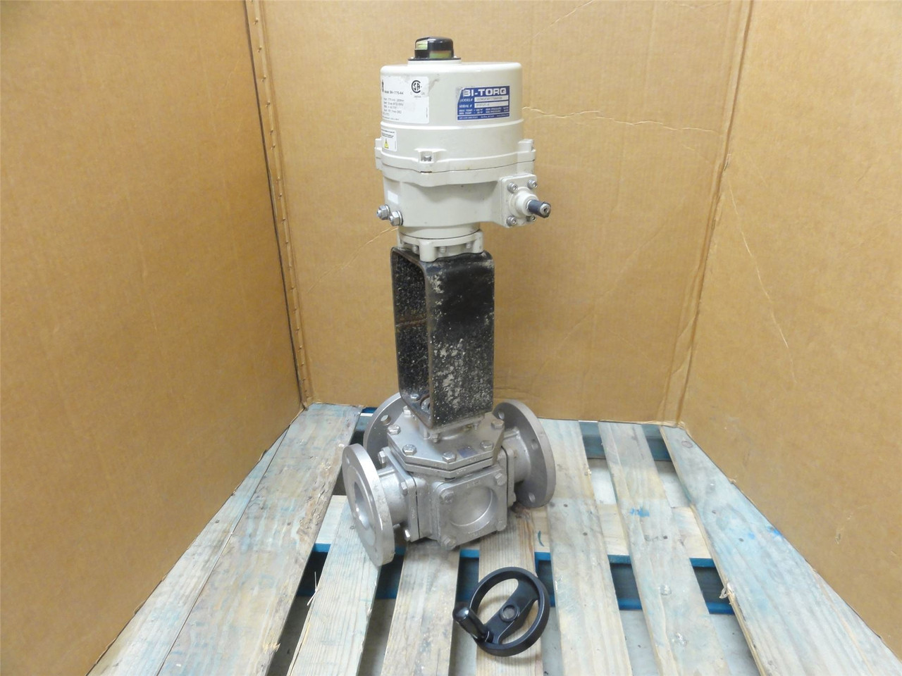 Bi-Torq EG-3WLF-030; Actuated Ball Valve; SS-316; 3" Flanged