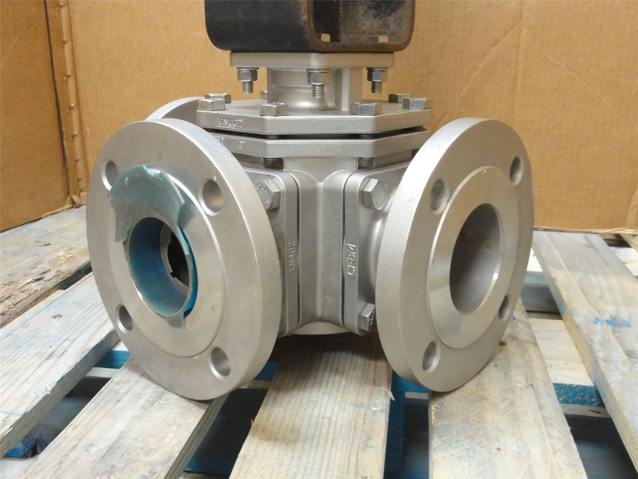 Bi-Torq EG-3WLF-030; Actuated Ball Valve; SS-316; 3" Flanged