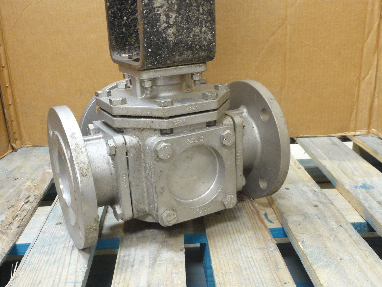 Bi-Torq EG-3WLF-030; Actuated Ball Valve; SS-316; 3" Flanged