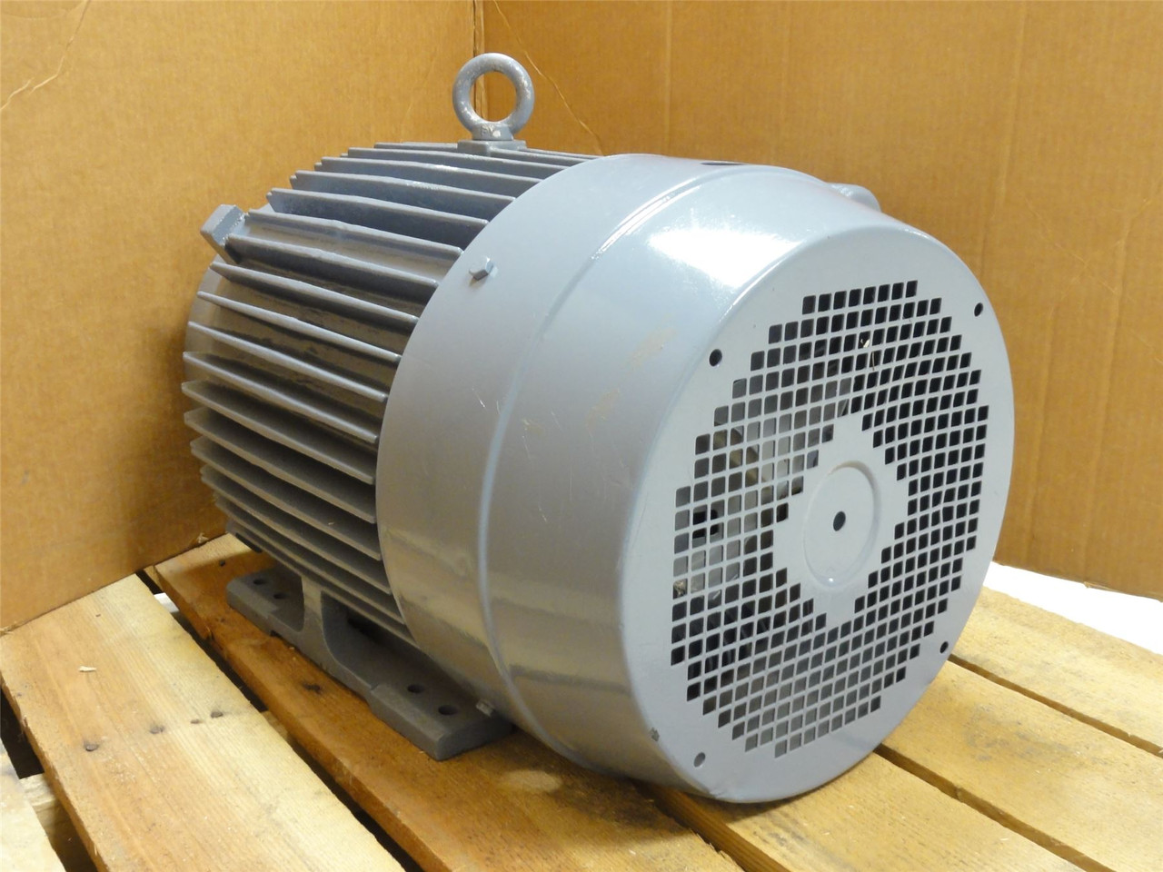 Toshiba 0302SDSR42B-P; Motor; 30HP; 230/460VAC; 3600RPM
