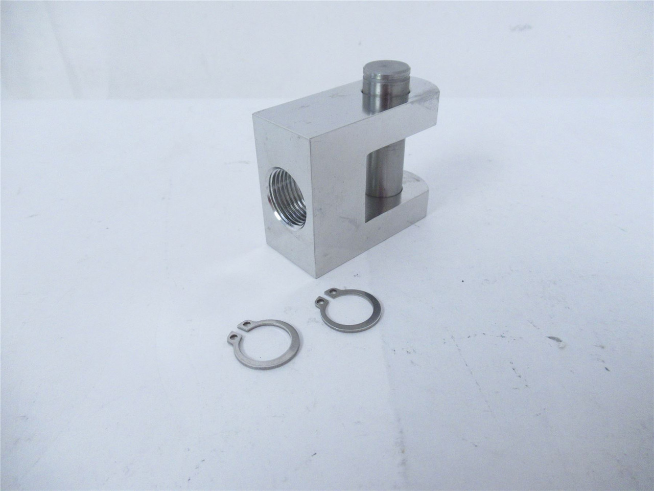 Waldrop Co  1030911; Rod Clevis Threaded Connection SS