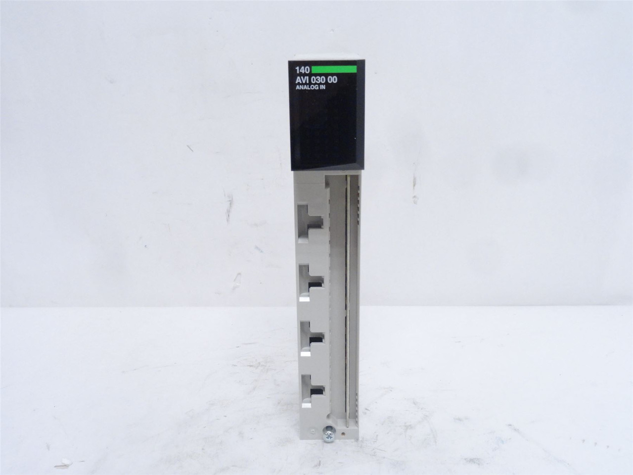 Schneider 140AVI03000; Analog Input Module; 50VDC; 25mA; 8-Ch
