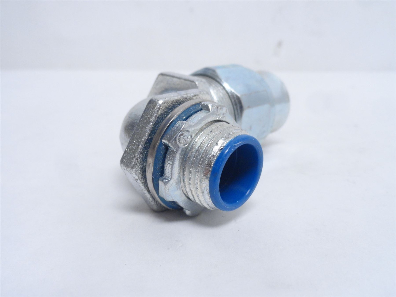 T and B 3741; Liquidtight Connector Elbow; 90Deg; Size: 1/2"