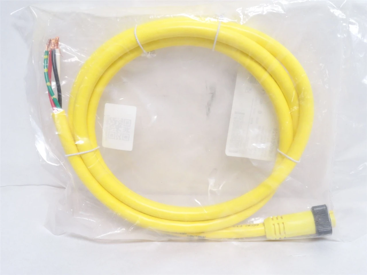 Woodhead 104000A01F060; Mini-Cordset; Straight Female; 4-Pin