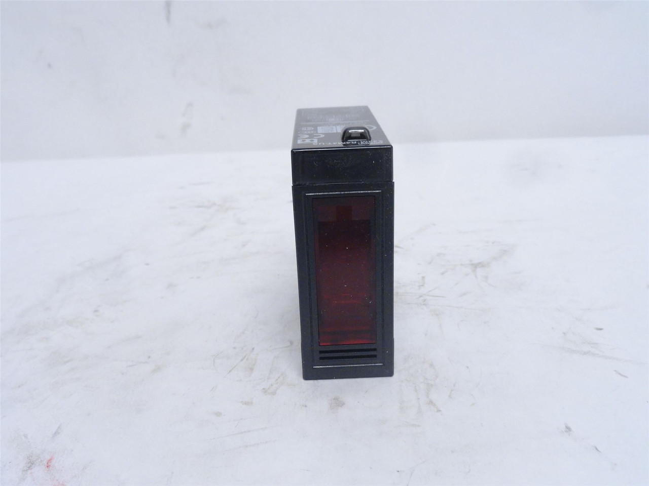 Omron E3JM-R4M4T-US; Photo Sensor; 12-240VAC/DC; SPDT
