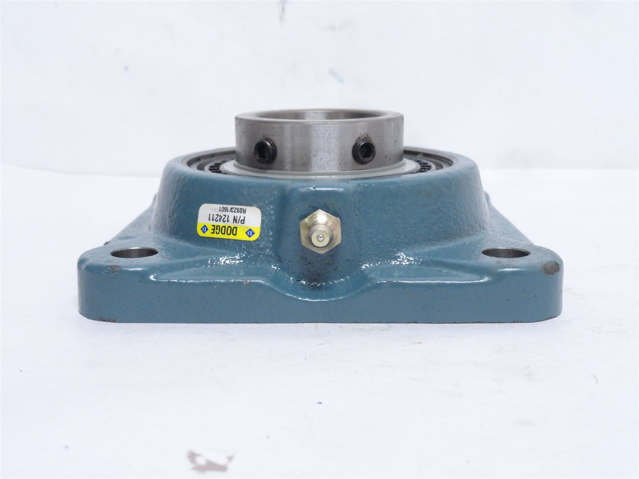 Dodge F4B-SC-111; Flange Bearing; 1-11/16"ID; 4-Bolt Mount