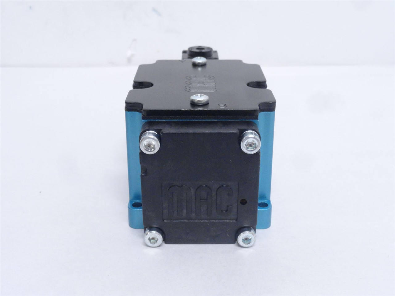 MAC 6511B-000-PM-112DA; Solenoid Valve; 150PSI; 120VAC; 6.8W
