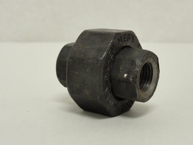 Industry-Std 29VD70; Pipe Union 1/4 FNPT; Black Steel