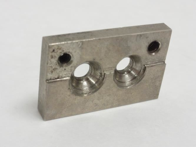 MFG- 4-6227-A; Right Jaw Base; M4-0.7 Thread Size