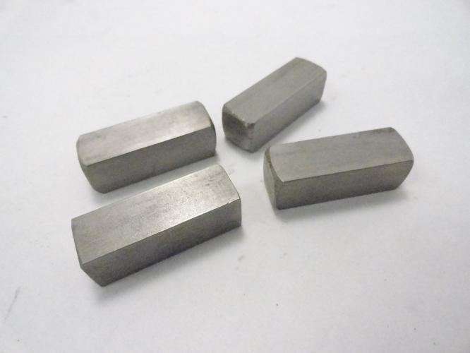 mfg mdl-unkn-140800; LOT-4 Keystock 1/2"SQ X 1-1/2"L SS