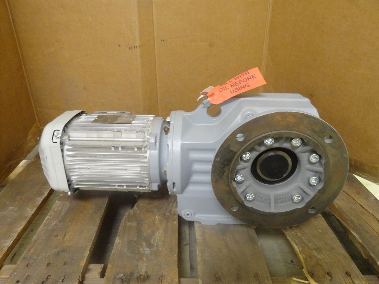 JBT N0117950; AC Gearmotor; 88.97:1 Ratio; 2HP; 230/460V; 60Hz