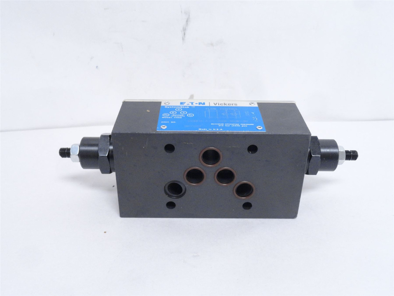 Eaton DGMFN-5-Y-A2W-B2W-30; Vickers SystemStak Valve; 4570 PSI