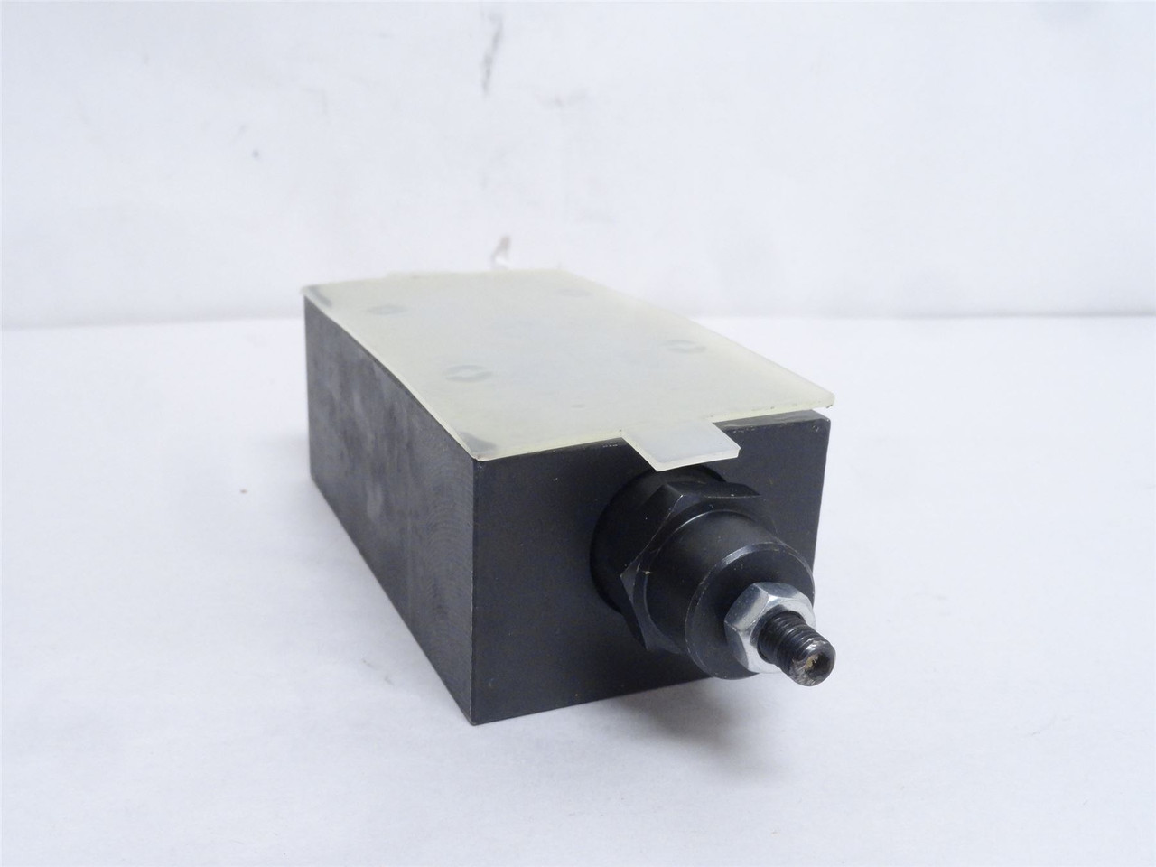 Eaton DGMFN-5-Y-A2W-B2W-30; Vickers SystemStak Valve; 4570 PSI