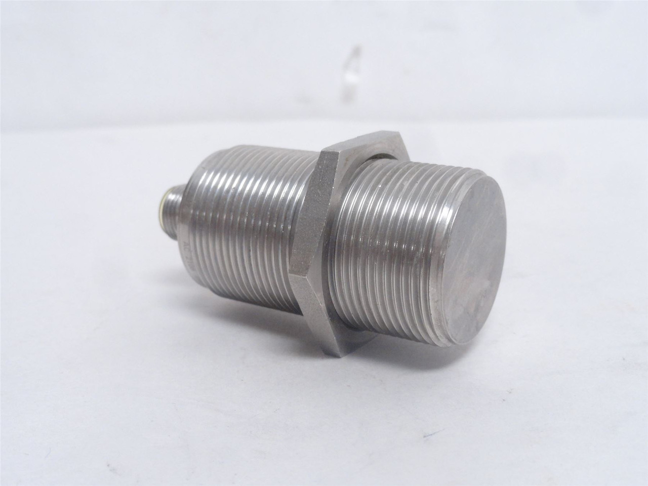 IFM IIK3010-BPKG/AM/US-104; Proximity Sensor IIT228 10-30VDC