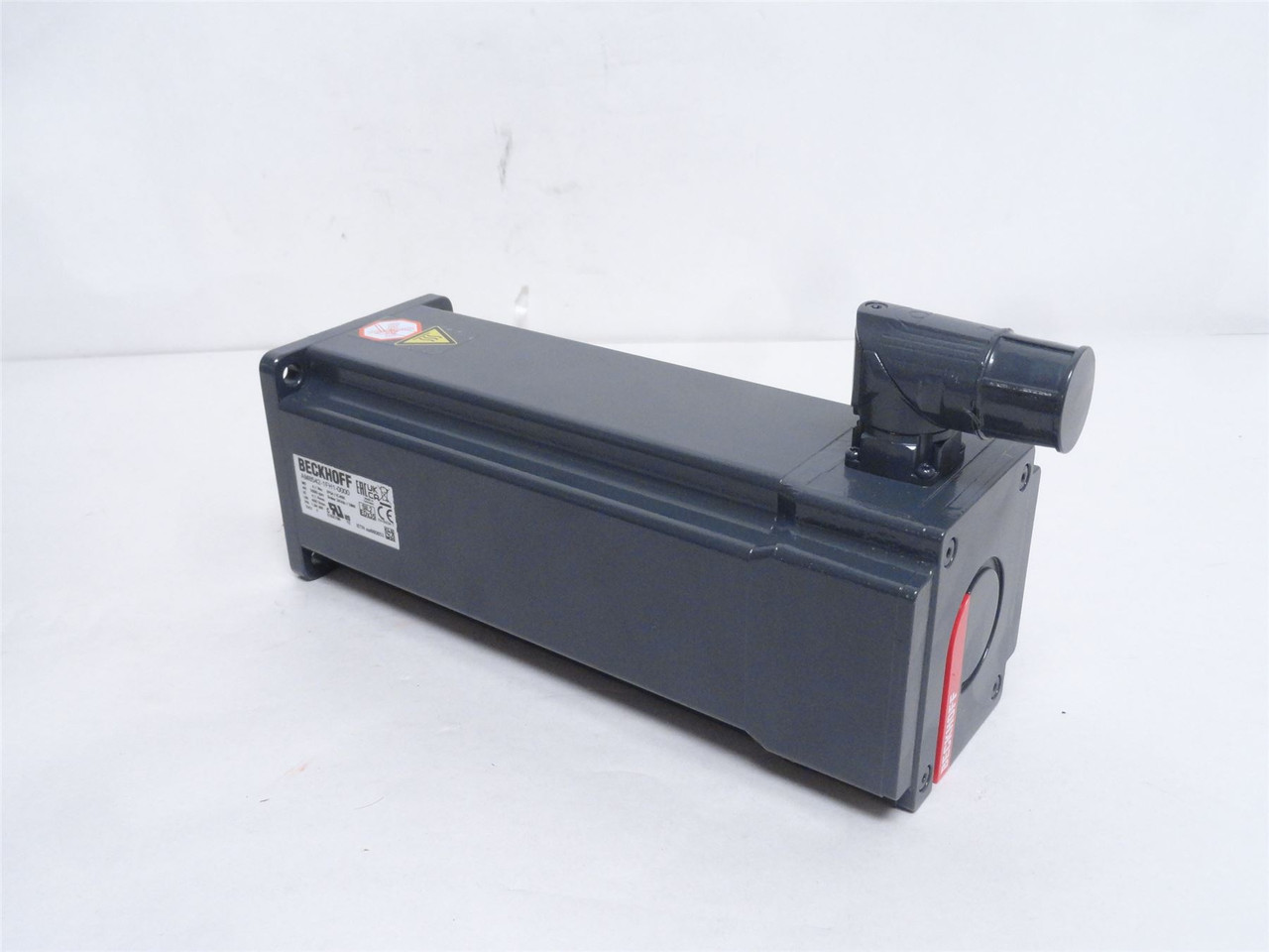 Beckhoff AM8542-1FH1-0000; Servomotor; 24VDC;18W; 5000RPM