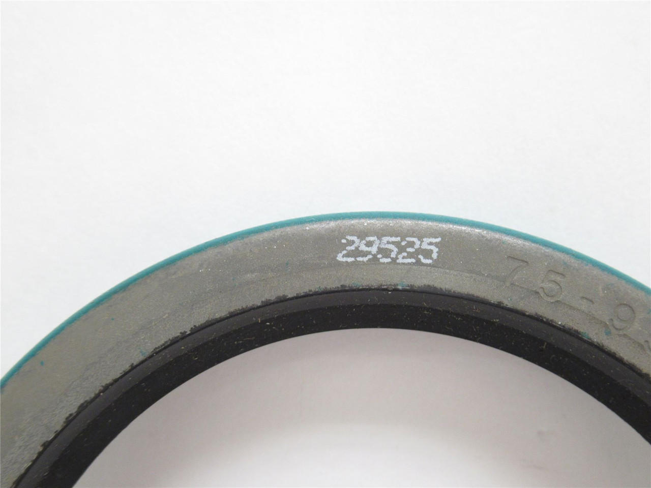 CR 29525; Oil Seal; 75mmID x 95mmOD x 10mm Wide