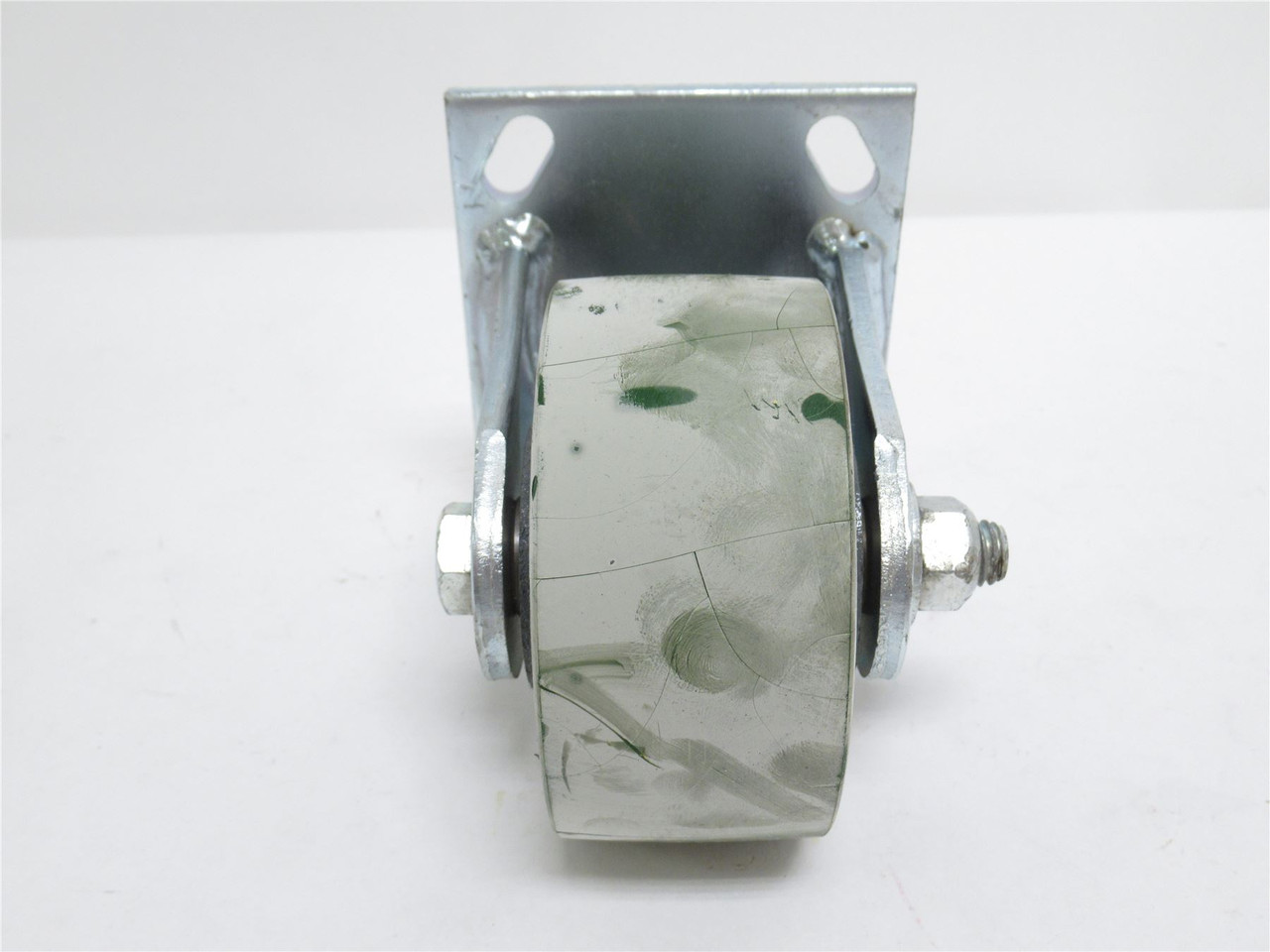 Hamilton R-524-DB; Rigid Caster; Top Plate Mount; 4"OD x 2"W