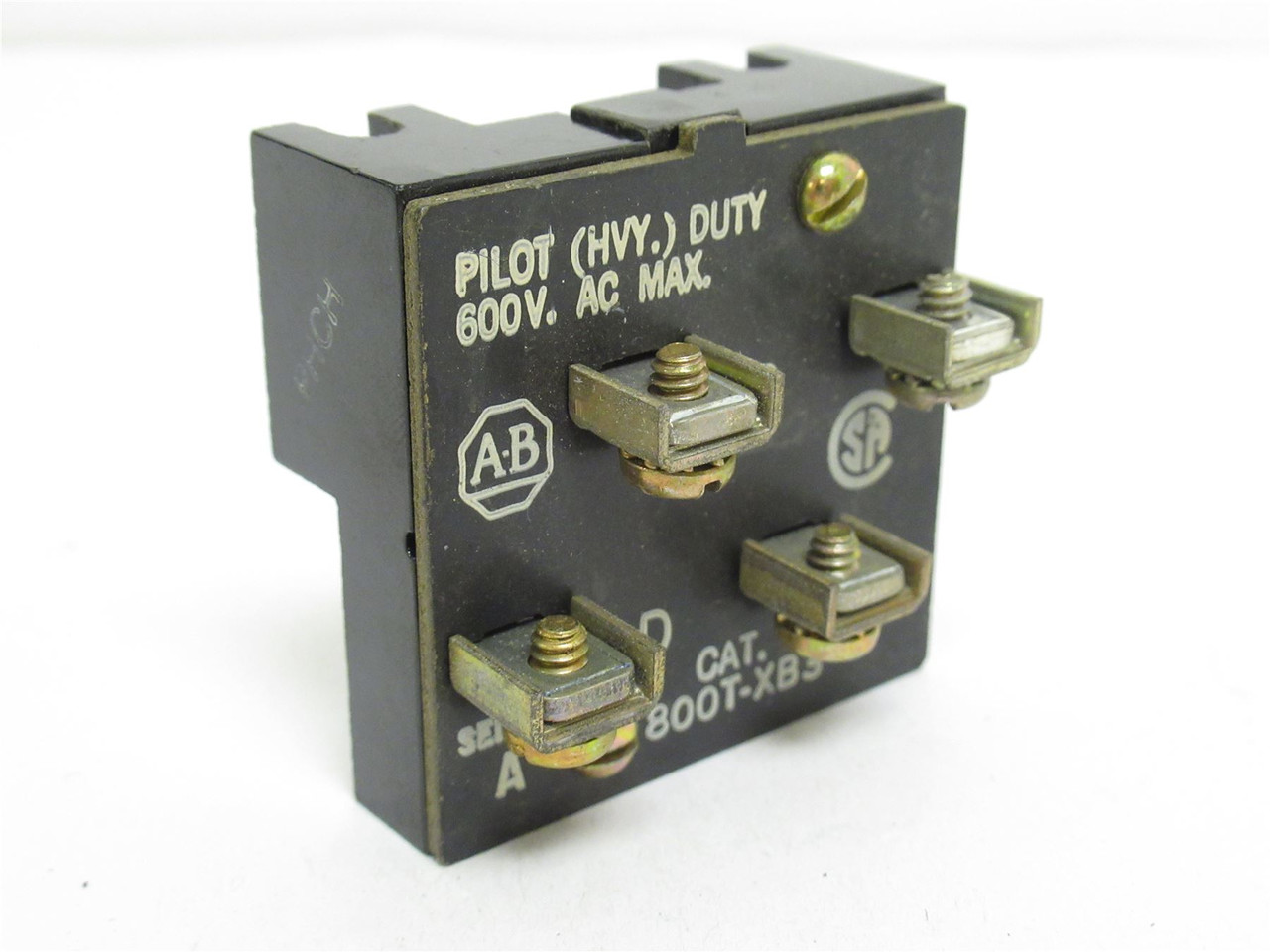 Allen-Bradley 800T-XB3; Contact Block; 600VAC; Heavy Duty