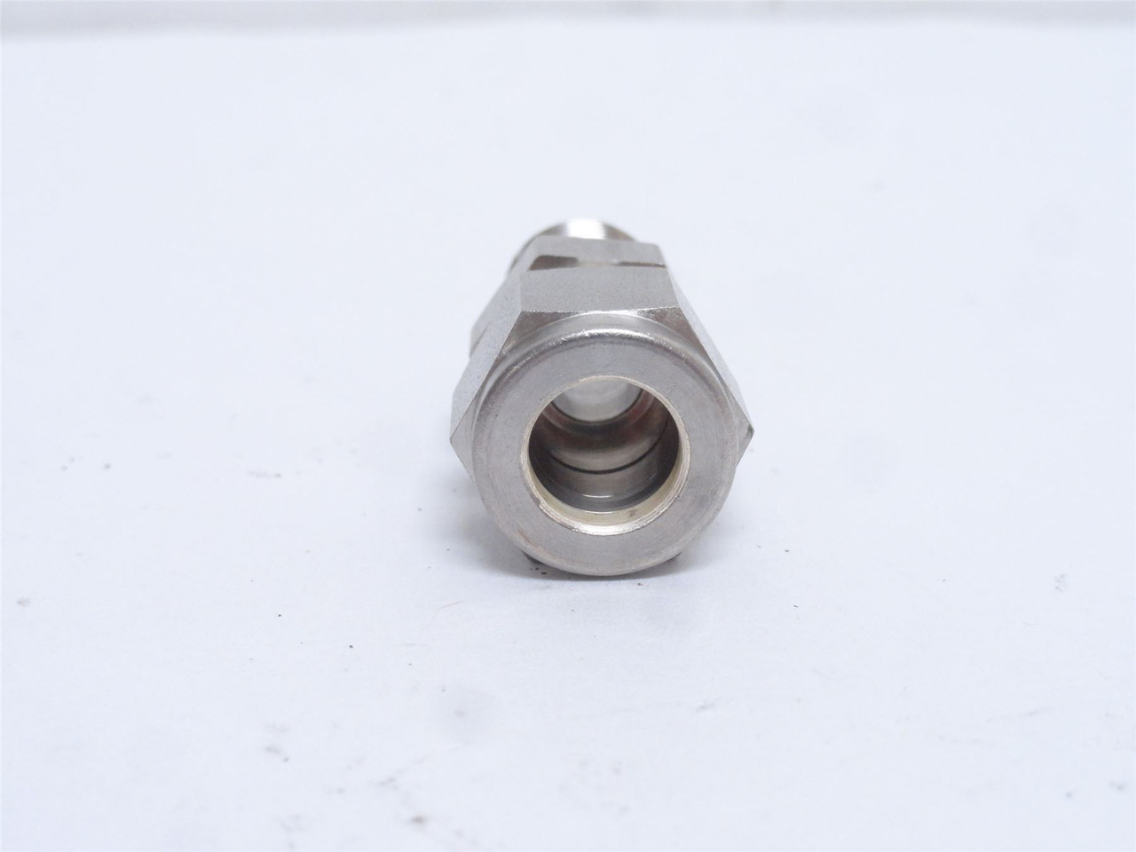 Swagelok SS-600-1-4; Tube Adapter; SS-316; 3/8" Tube x 1/4NPT