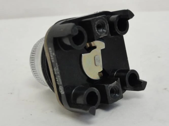 Allen-Bradley 800T-KD1; Operator Push button; 30.5mm; NO CONTACTS