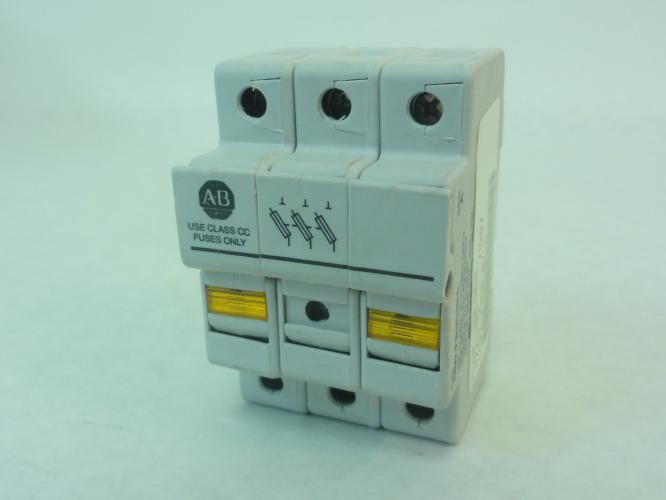 Allen-Bradley 1492-FB3C30-L; Fuse Holder; 3 Pole; 30A; 600V
