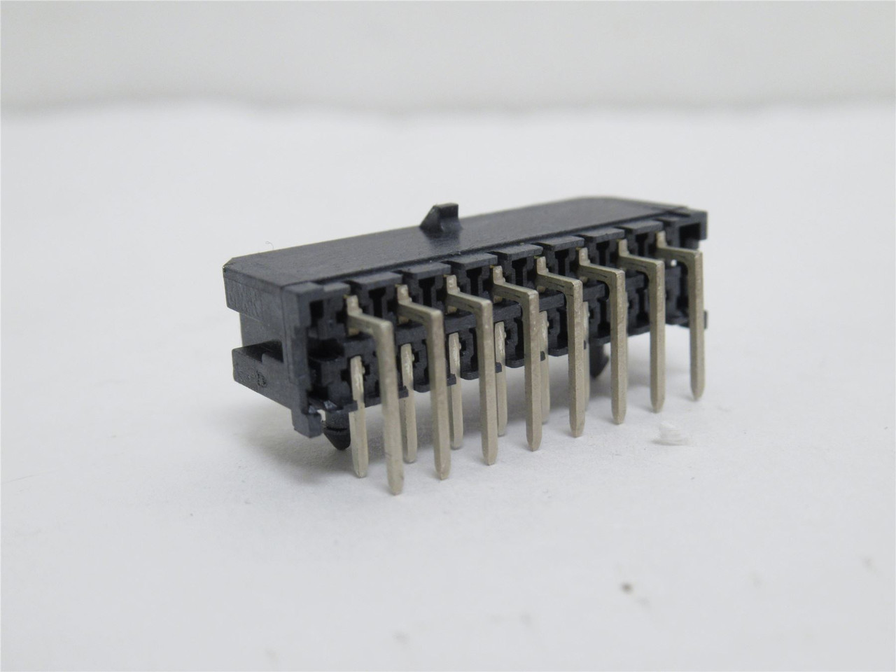 Molex 43045-1602; Lot-4 Header Connector; RA; 16Pos; 2-Row